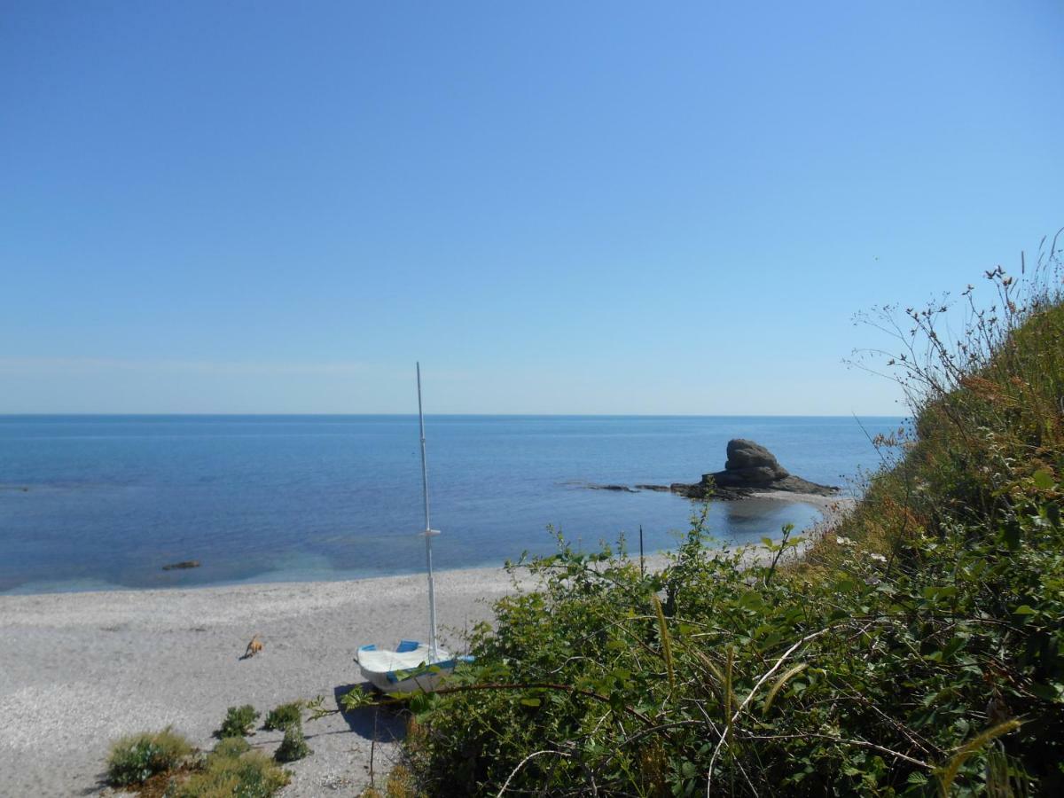 Синя Луна Hotel Lozenets Eksteriør billede