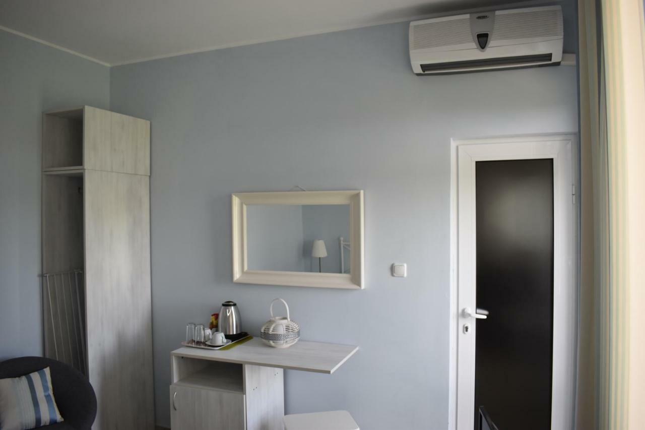 Синя Луна Hotel Lozenets Eksteriør billede